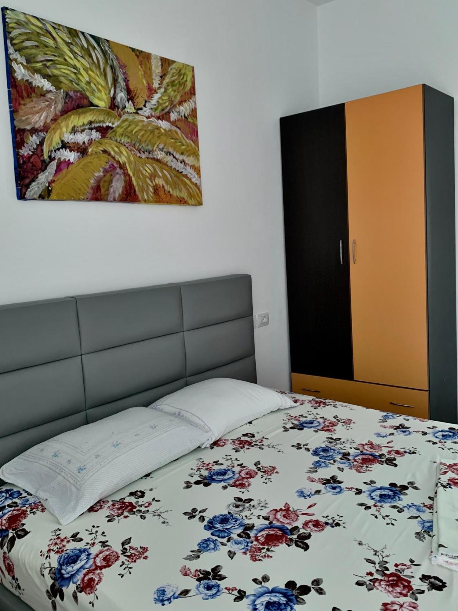 Serenade Beach Дуррес Экстерьер фото