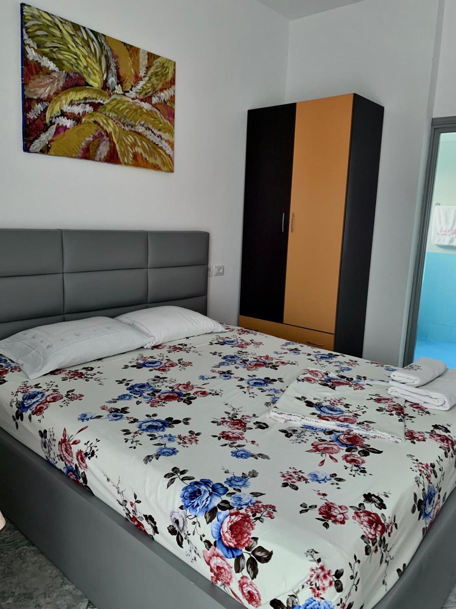 Serenade Beach Дуррес Экстерьер фото