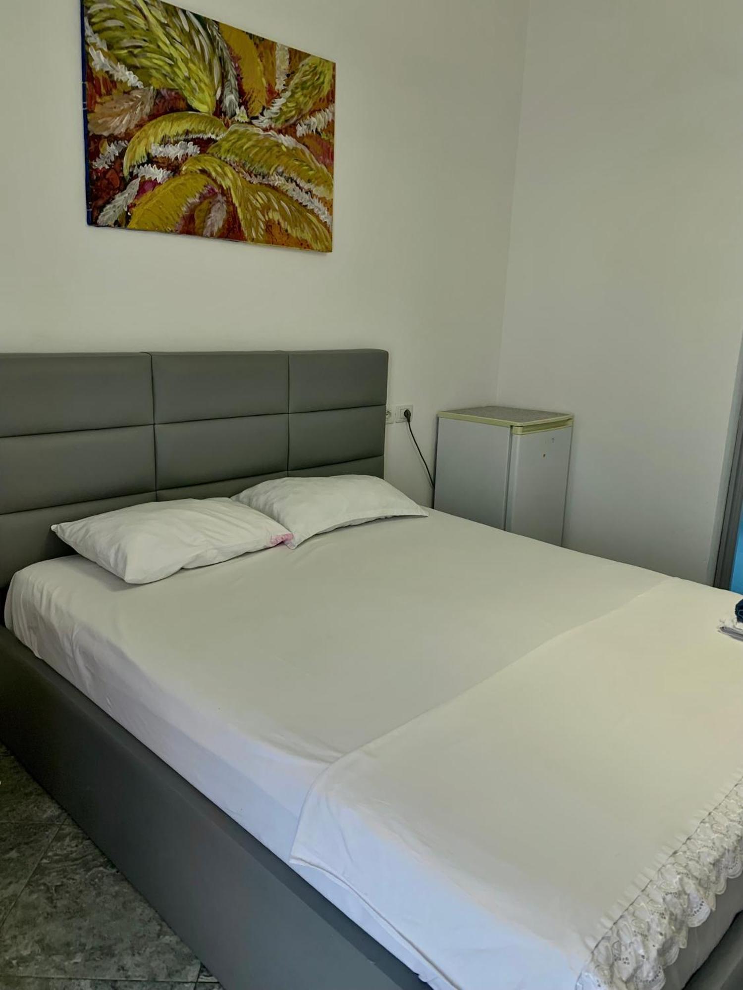 Serenade Beach Дуррес Экстерьер фото
